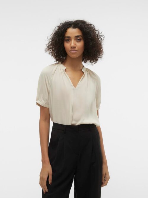 vmSunny SS V-Neck Top