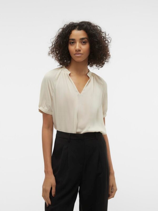 vmSunny SS V-Neck Top