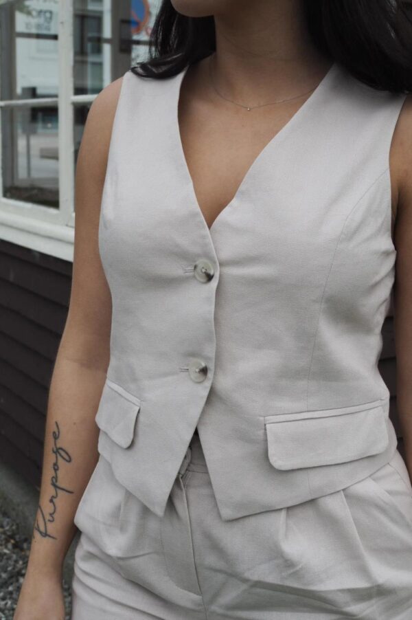 pcTiki Fitted Waist Coat
