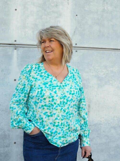 yasAlira LS V-Neck Top Noos