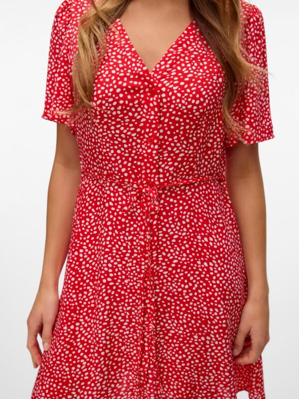 vmAlba SS Short Dress Wvn Noos Fiery Red - Bilde 4
