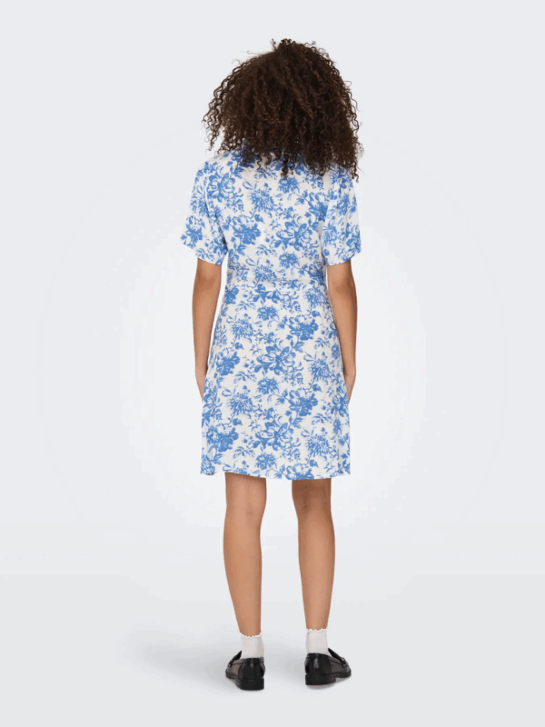 onlEvida S/S Short Dress Wvn Noos Willy Big Blue Flower - Bilde 3
