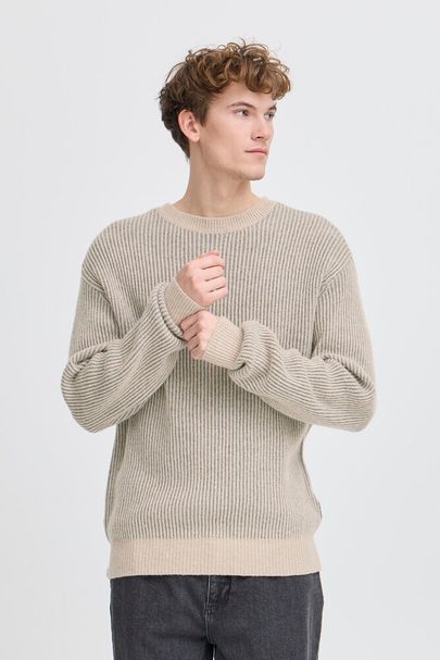 cfFenix Two Toned Ribbed Knit